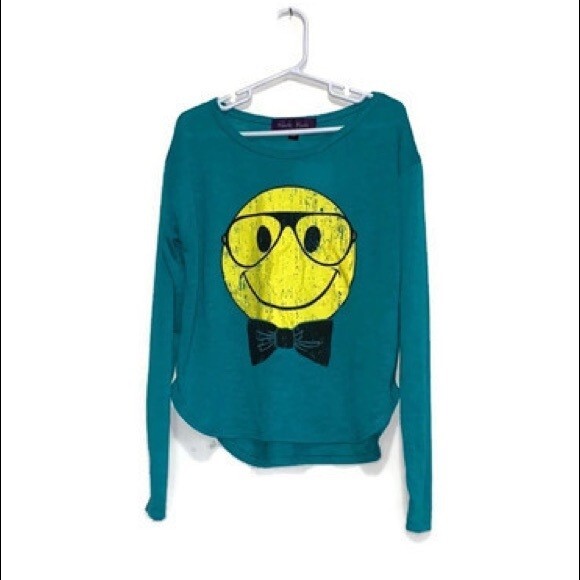 Purple Pixies Long Sleeved Smiley Graphic Tee Teal Size Medium NWT New with Tags - Picture 1 of 5